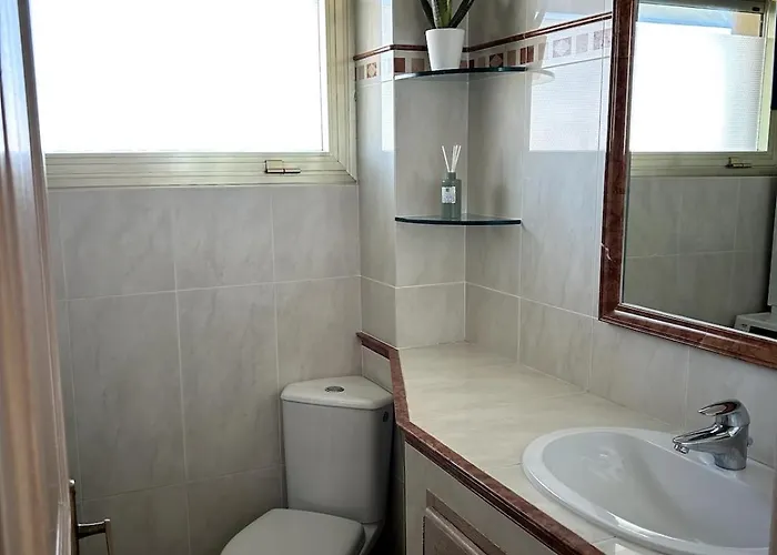 A Avec Terrasse Ensoleillee Daire *