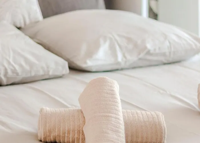 A Avec Terrasse Ensoleillee Daire *