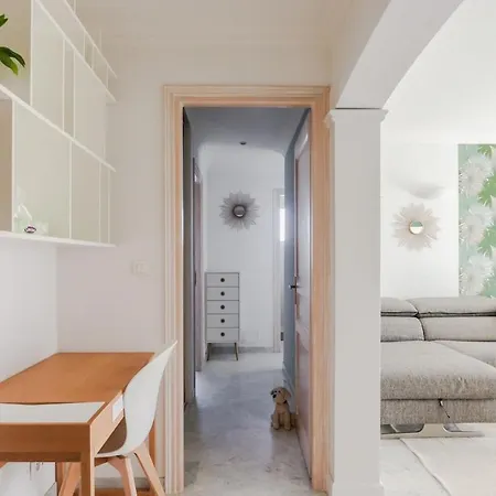 Apartment A Avec Terrasse Ensoleillee Antibes