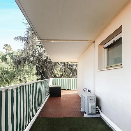 A Avec Terrasse Ensoleillee Daire