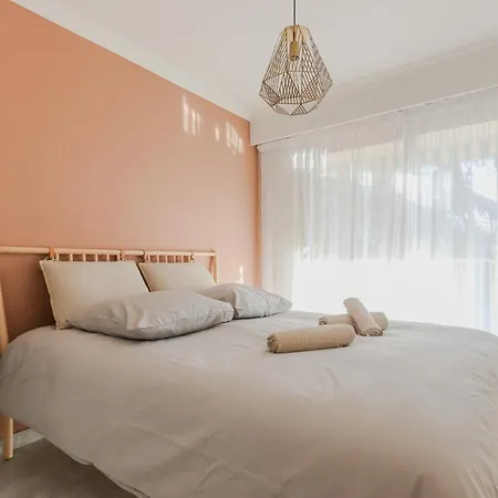 Apartment A Avec Terrasse Ensoleillee