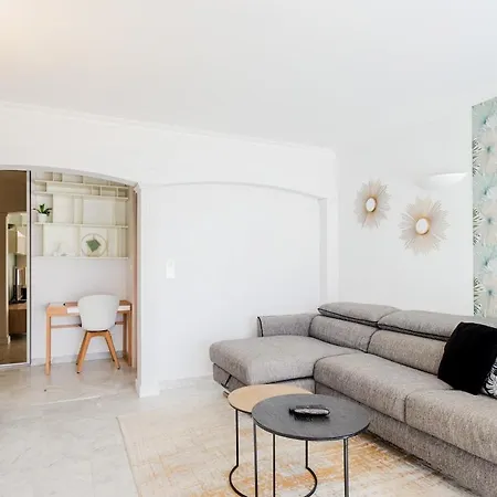 A Avec Terrasse Ensoleillee アパート *