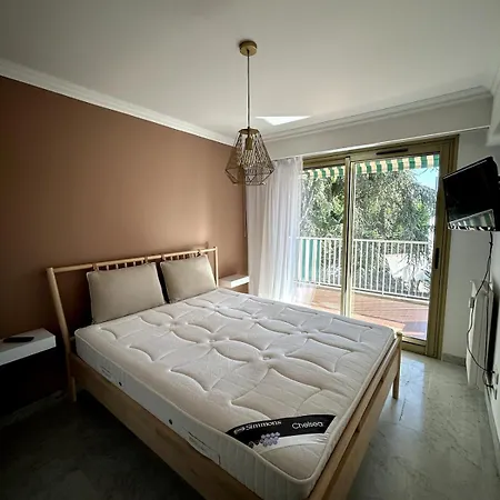 A Avec Terrasse Ensoleillee アパート