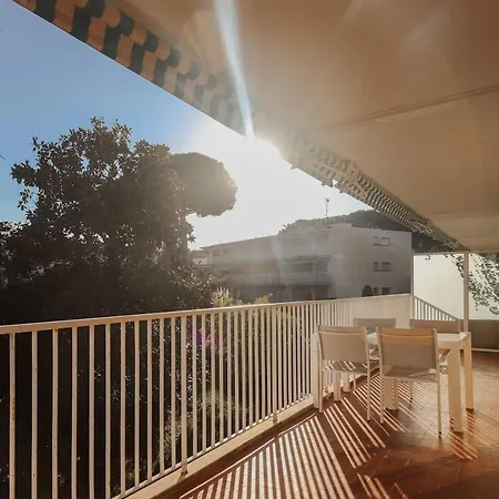 Daire A Avec Terrasse Ensoleillee *