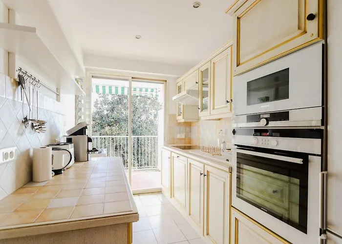 A Avec Terrasse Ensoleillee 公寓