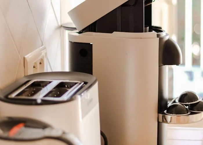 A Avec Terrasse Ensoleillee *